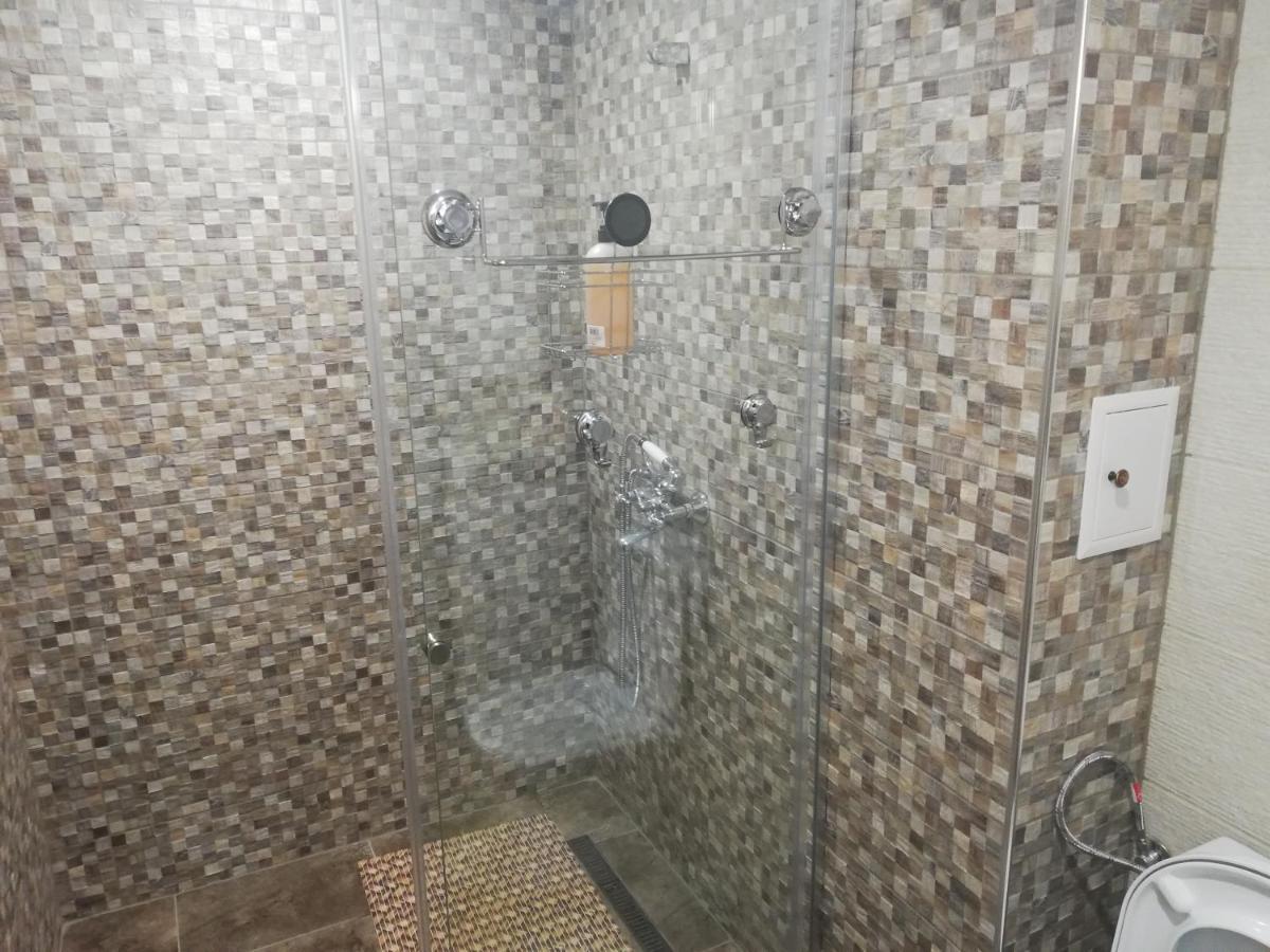 Apartament Za Gosti Vo1 Appartement Burgas Stad Buitenkant foto